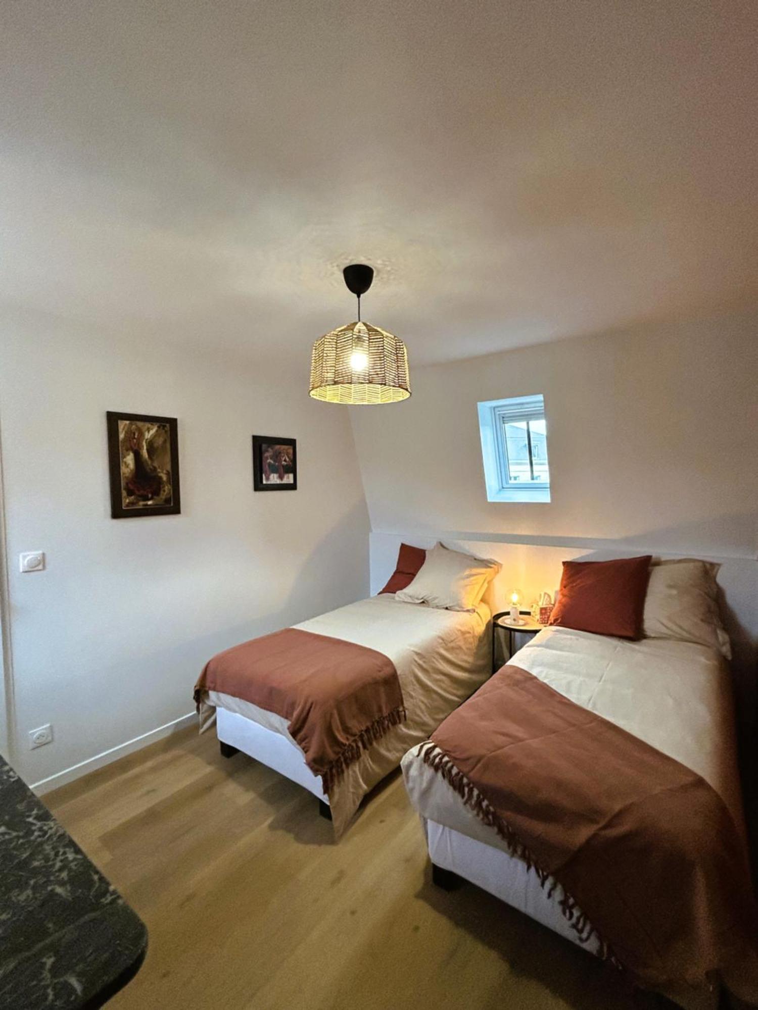 Maison 2 Chambres Avec Parking Et Jardin Noyon Εξωτερικό φωτογραφία